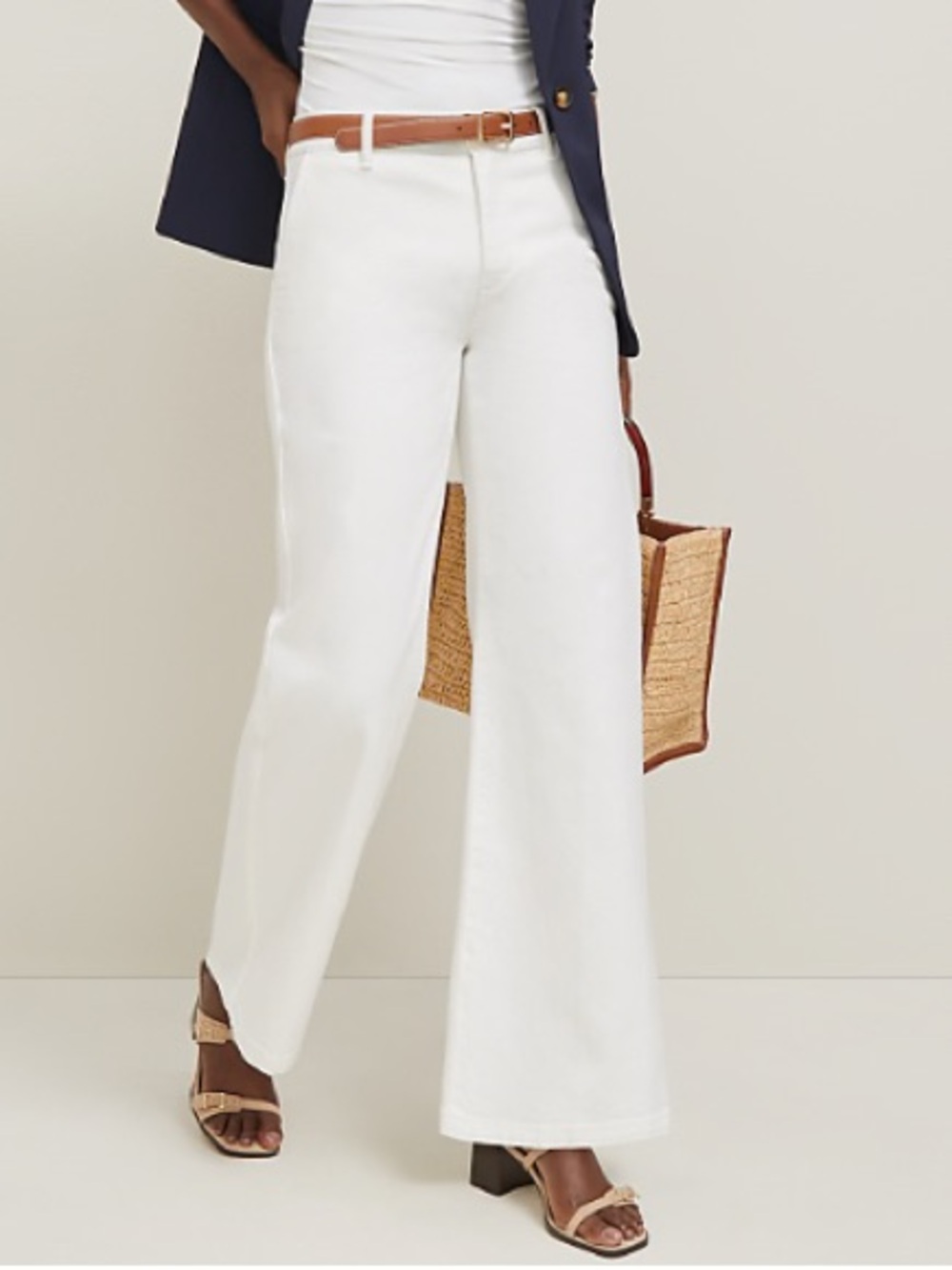 Ann Taylor Petite Refined Wide Leg Mid Rise White Denim Jeans